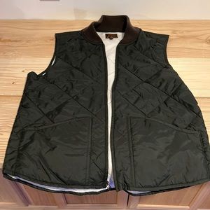 Dark seas vest